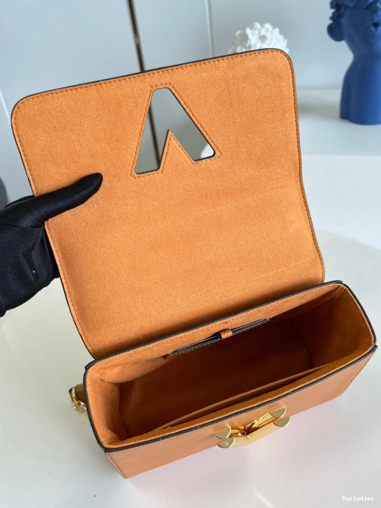 Cheap MM VUITTON TWIST LOUIS 0727